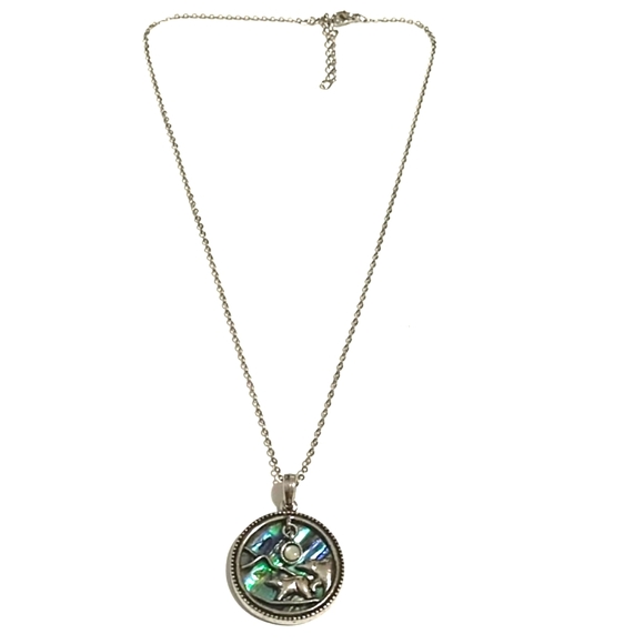 Jewelry - GLACIER PEARLE "MOONLIGHT BEARS" SILVER-PLATED ABALONE PENDANT 18-20" NECKLACE
